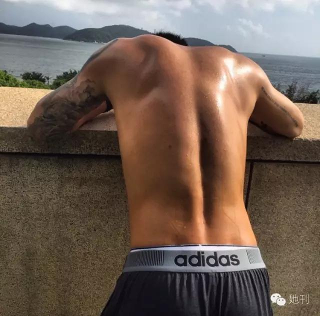 余文乐和陈冠希有点像,余文乐陈冠希哪个更潮