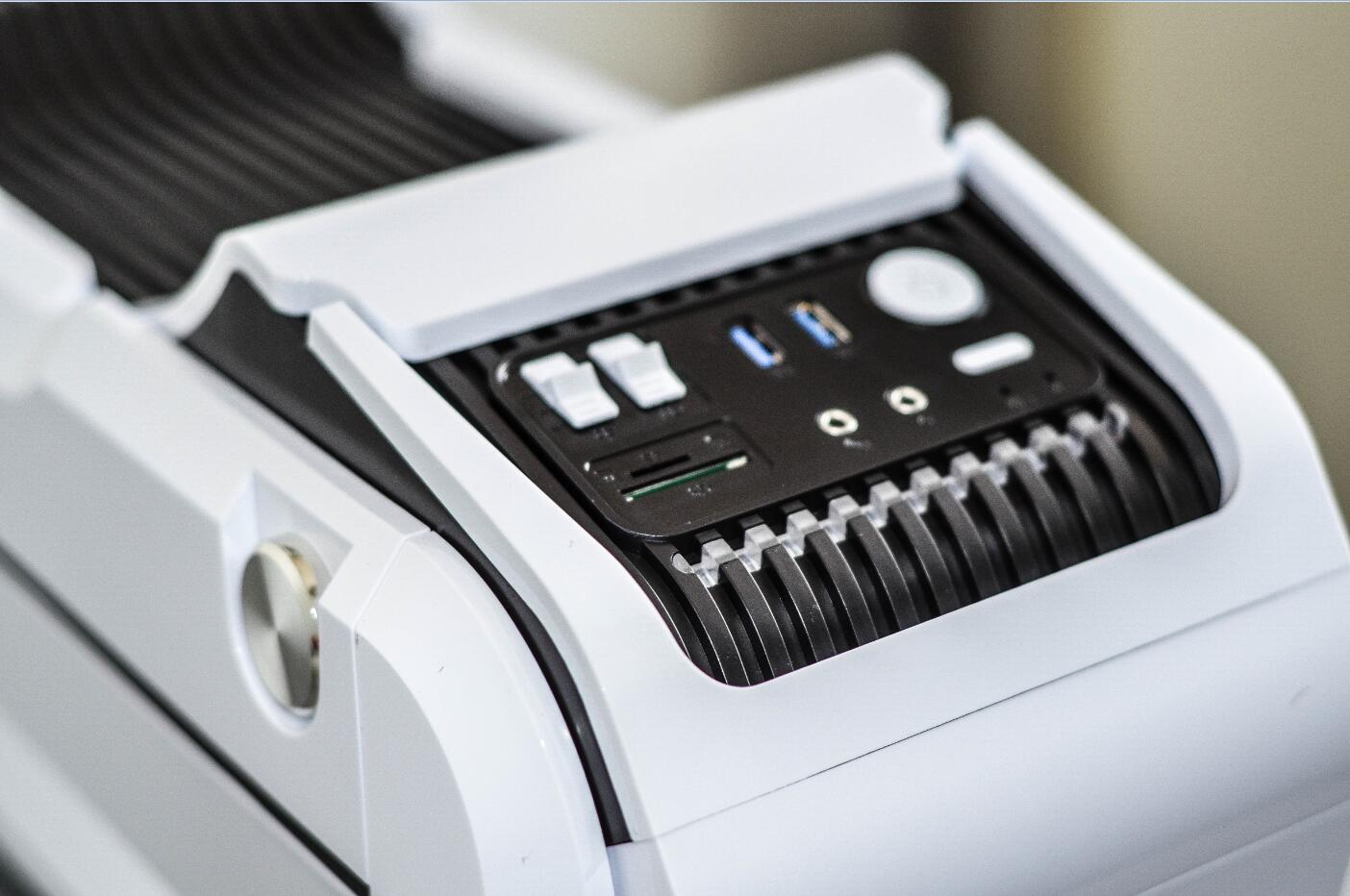 游戏悍将变形金刚3机箱,机甲变形金刚3