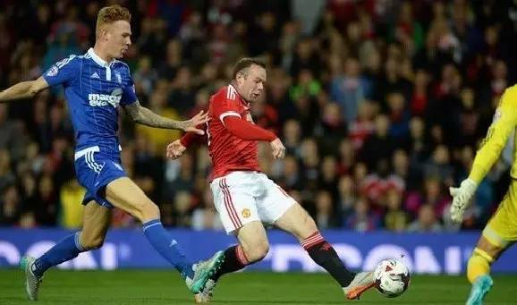 巴萨6比二赢皇马,1011欧冠半决赛巴萨vs皇马