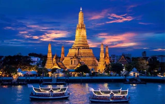 揭秘:真实的泰国人妖,昙花一现的美丽