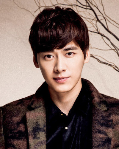 杨洋李易峰林更新胡歌,林更新李易峰杨洋的择偶标准