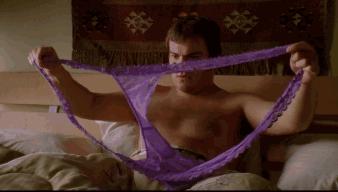 爆逗糗段,哎,那个菇娘,你踩我们的电磁炉干什么?