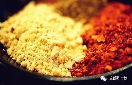 为全国人民科普火锅串串麻辣烫是每一个成都人的毕生课题