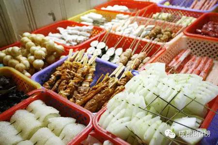 为全国人民科普火锅串串麻辣烫是每一个成都人的毕生课题