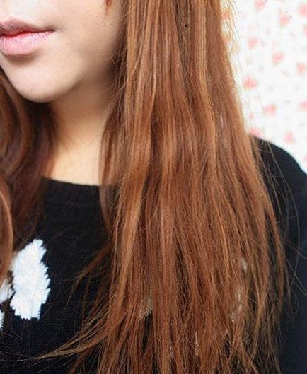 头发一点都不蓬松怎么办,头发像稻草一样毛躁怎么恢复