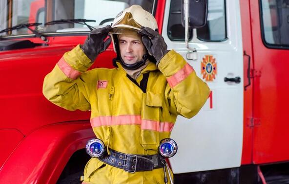 Repulsor全新一代手电棒比汽车灯还亮！