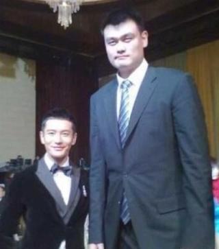 郭敬明为什么不做断骨增高,郭敬明增肌