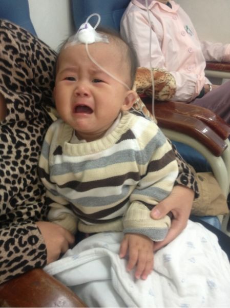 孩子反复高烧39到40度是甲流吗,儿子高烧40度