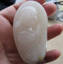 河滩上怎样鉴别是玉还是石头,石头做的玉怎么鉴别