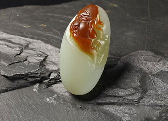 河滩上怎样鉴别是玉还是石头,石头做的玉怎么鉴别