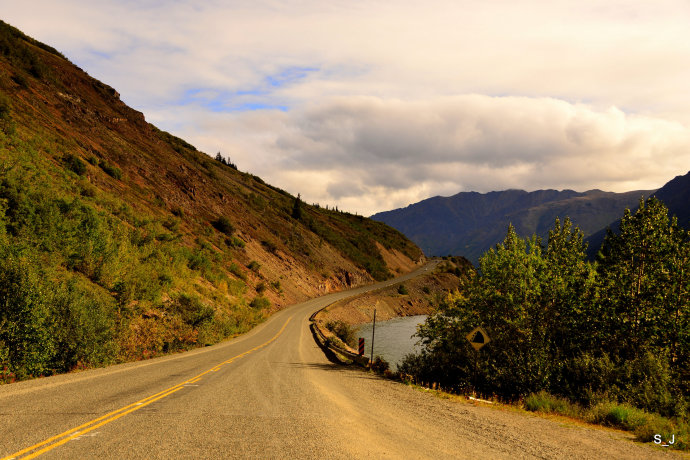 加拿大西北部育空,加拿大北部育空地区