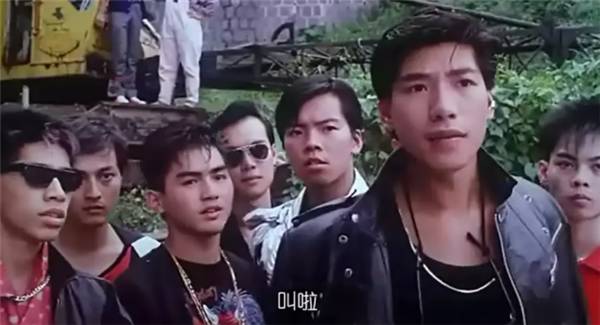 周润发经典电影片段小偷,周润发张国荣经典港片推荐