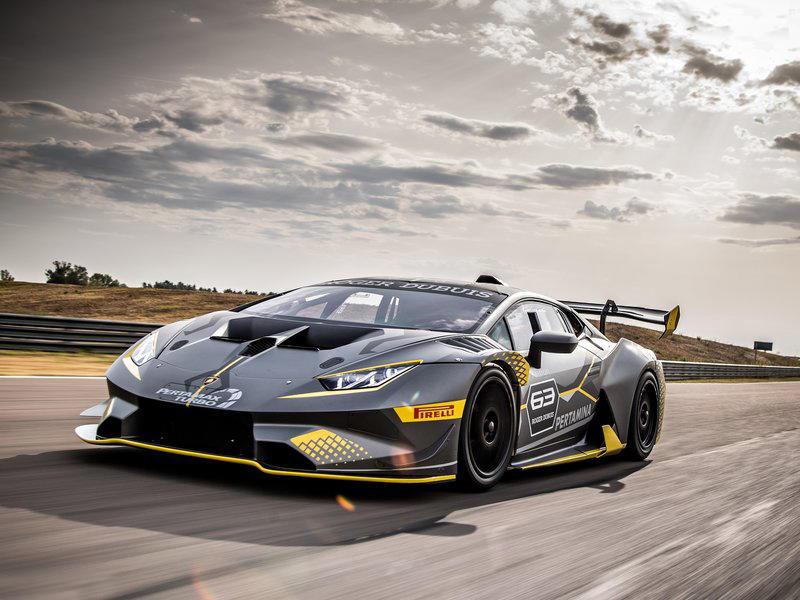 这辆小牛戴上手表后，身价就暴涨到400万，连大牛都自叹不如！