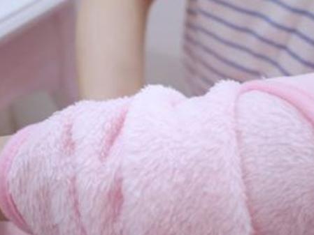 皮肤出现紫青色淤青,皮肤老是青一块紫一块看什么科