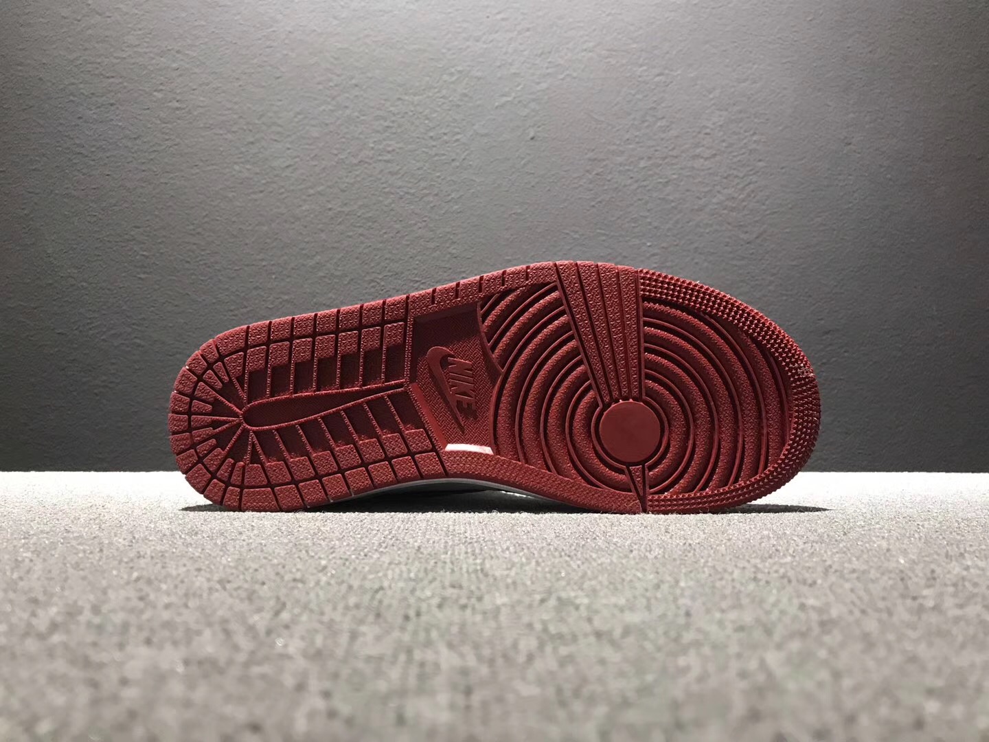 乔丹airjordan1黑红白,乔丹airjordanaj1