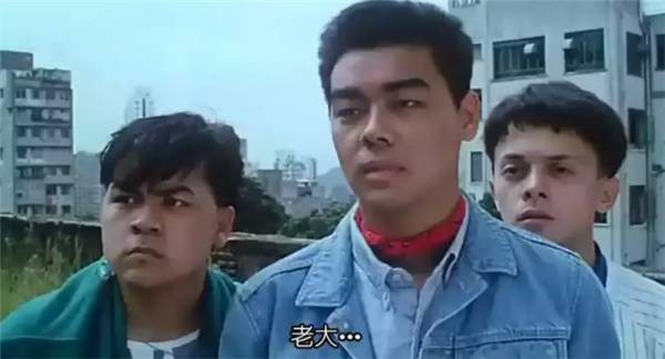 周润发经典电影片段小偷,周润发张国荣经典港片推荐