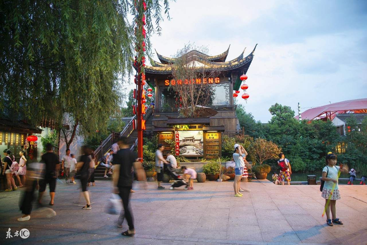 在旅游城市呆着也是一种幸福,独自去城市旅游什么感觉