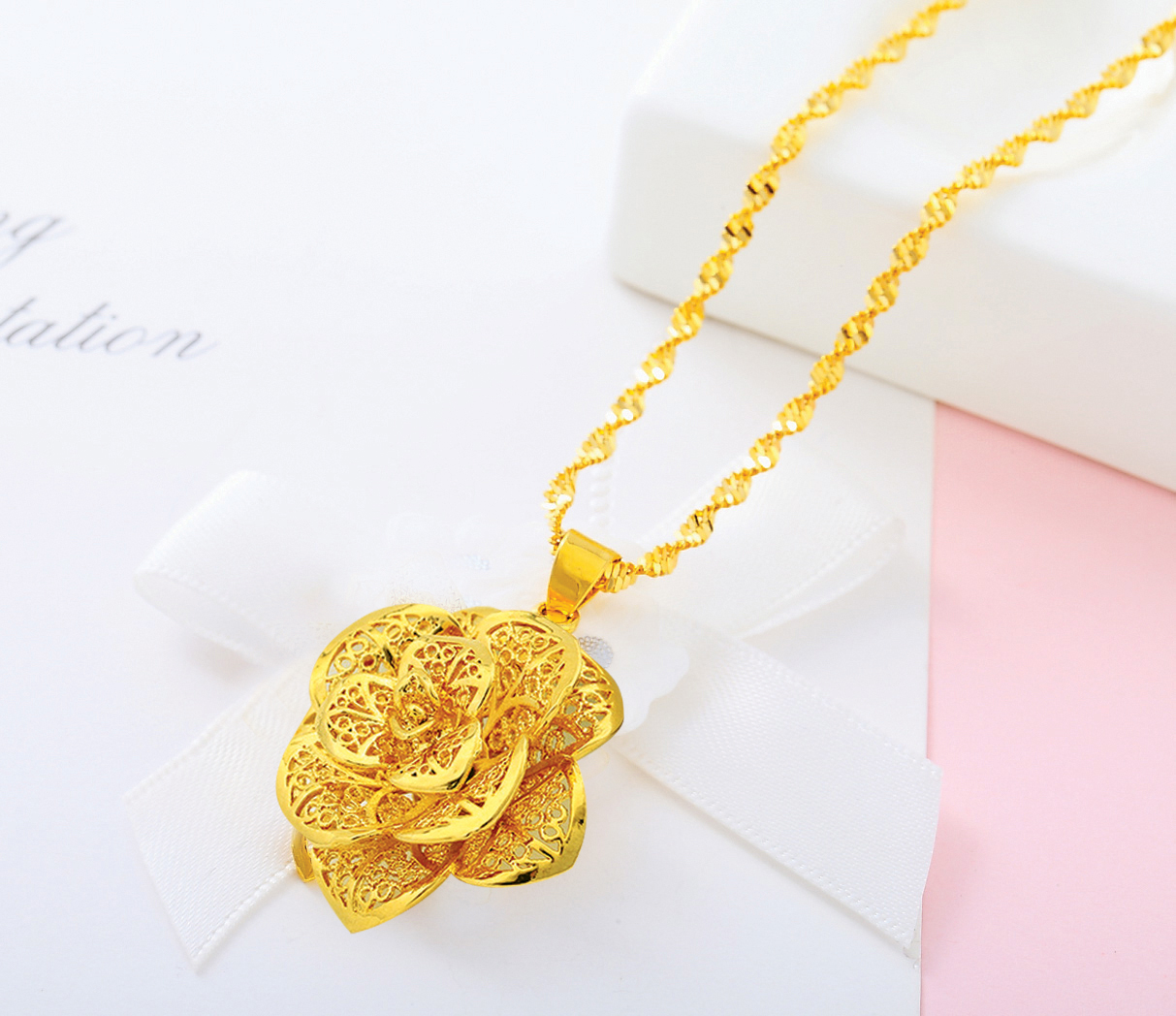 项链买什么材质的好?选对项链打造您的专属品位!