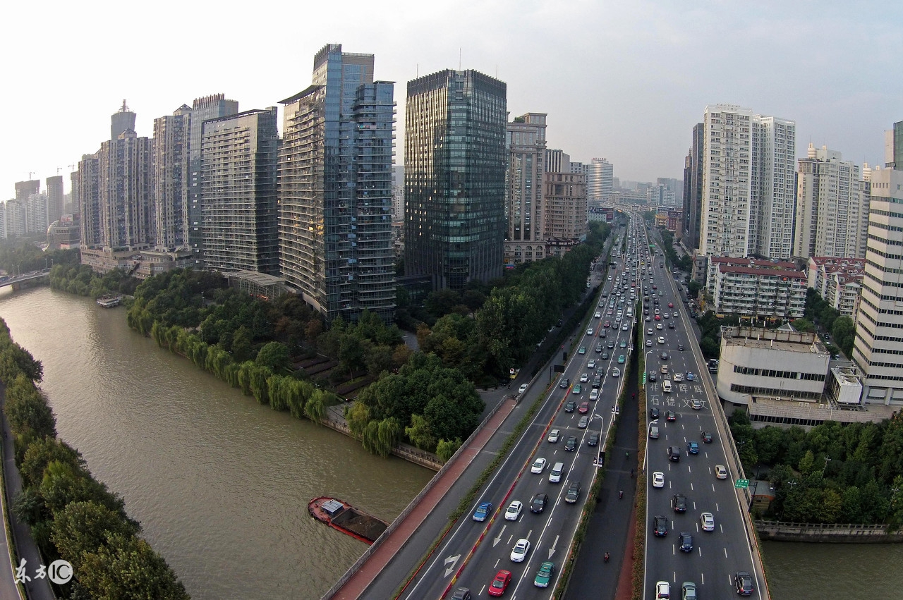 在旅游城市呆着也是一种幸福,独自去城市旅游什么感觉