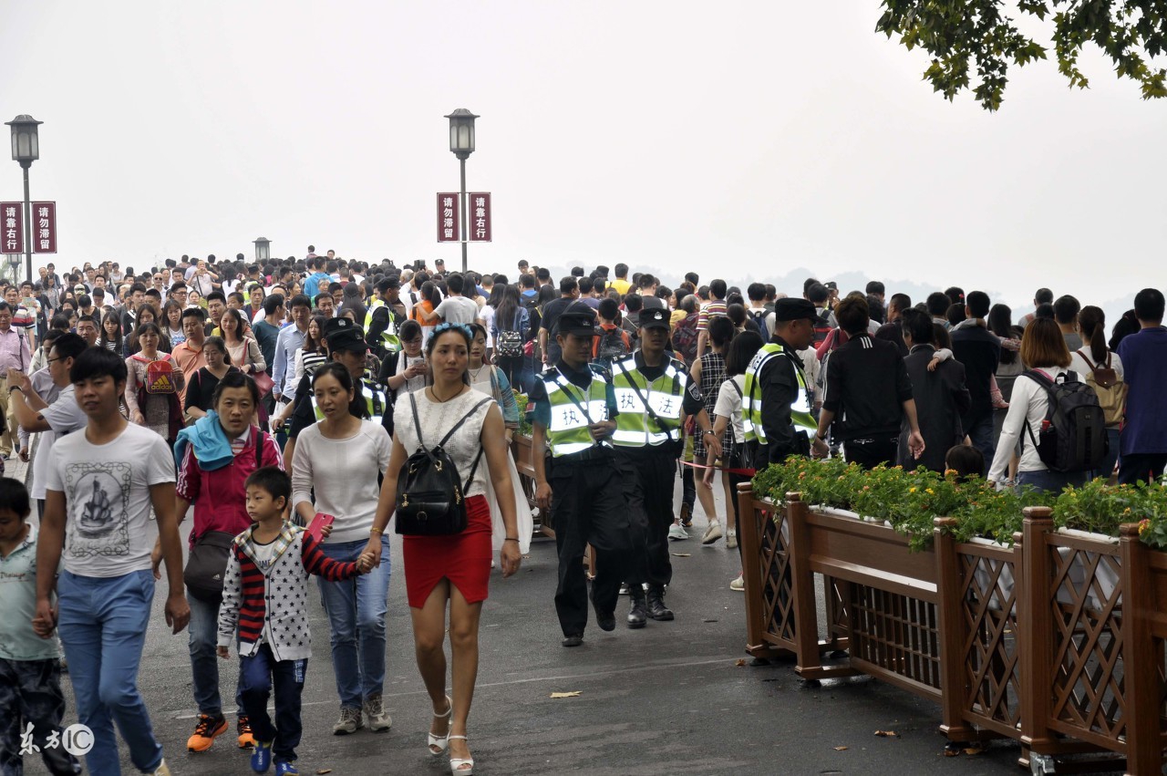 在旅游城市呆着也是一种幸福,独自去城市旅游什么感觉