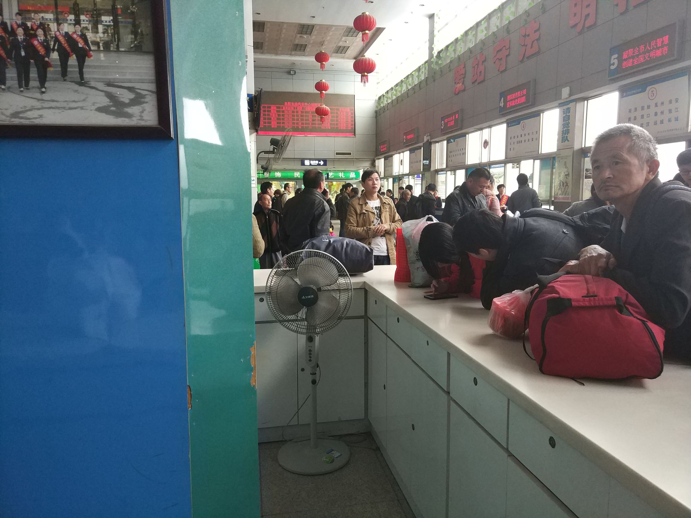 不一样的加油站服务,不一样的服务团队