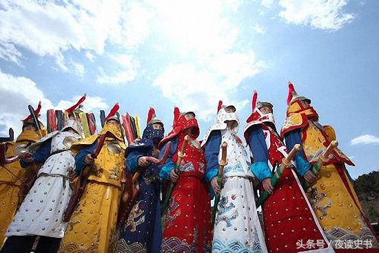 皇帝在哪儿召见军机大臣,皇帝突然召见大臣