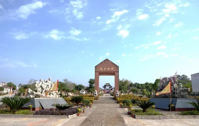 广东怀集县龙岩洞著名景点,广东溶洞旅游攻略大全