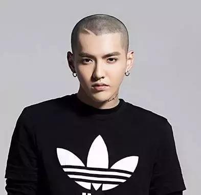 是男人这辈子都要剪一次寸头，寸头是检验脸好的唯一标准！