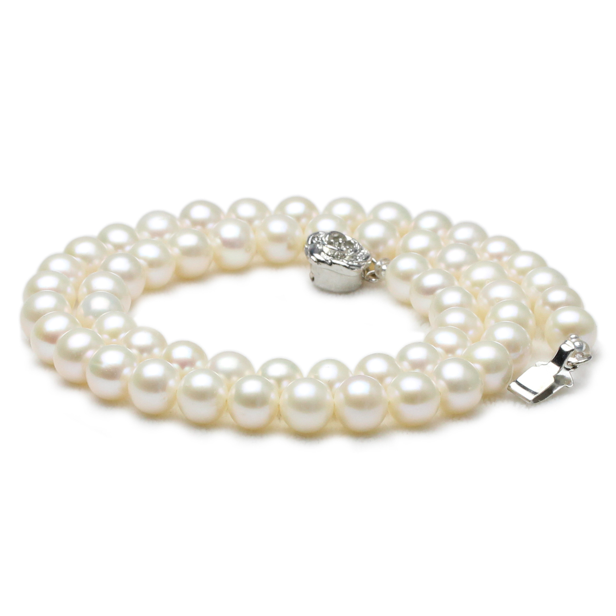 项链买什么材质的好?选对项链打造您的专属品位!