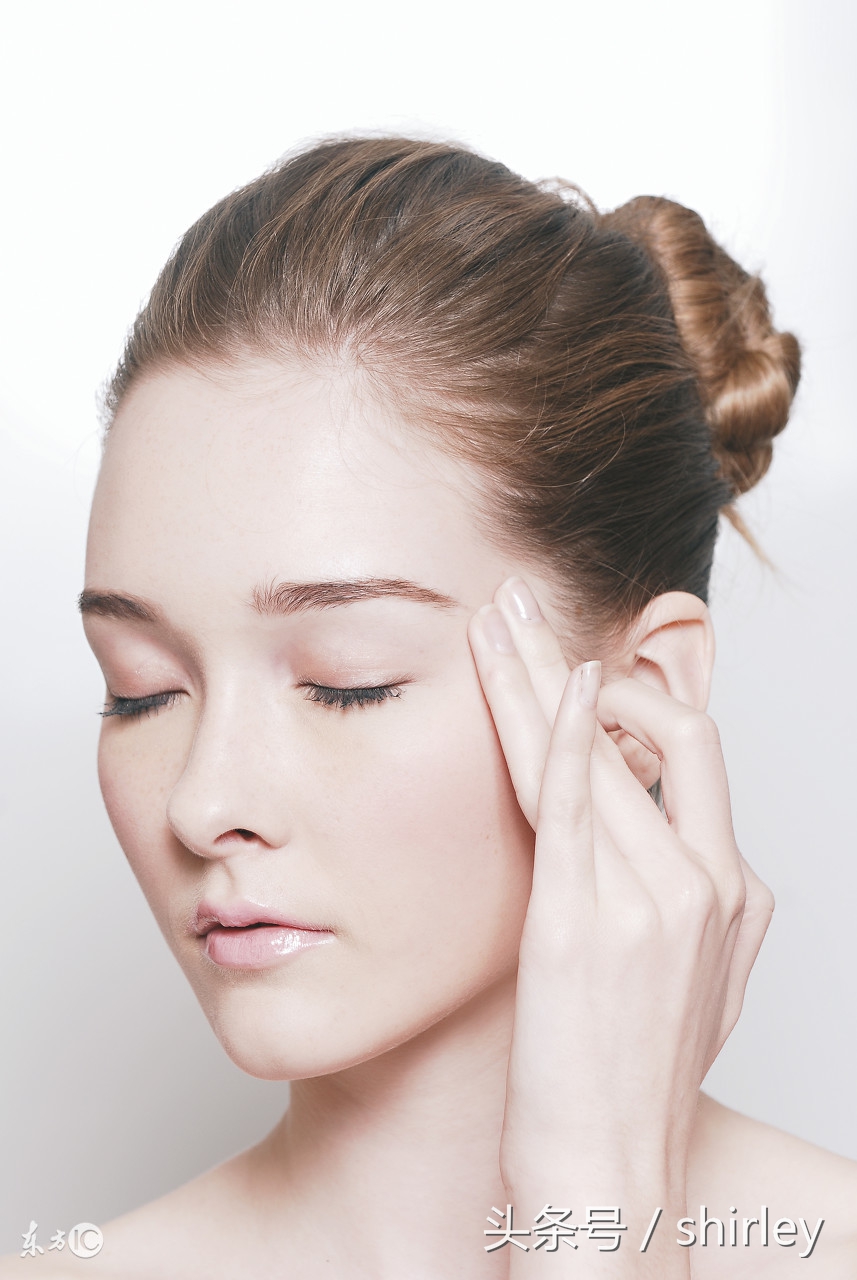 芦荟胶冷敷凝胶的作用与功效,芦荟胶加精油配方的作用与功效