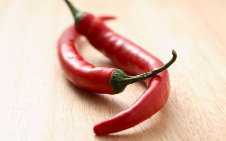 脸颊红血丝改善小窍门,怎么样淡化脸颊两边的红血丝