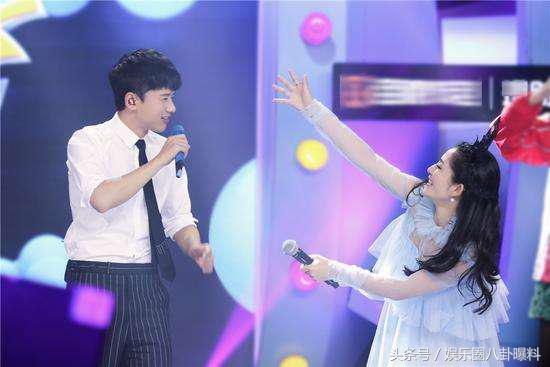 张杰谢娜在快本片段,谢娜张杰一起上快本