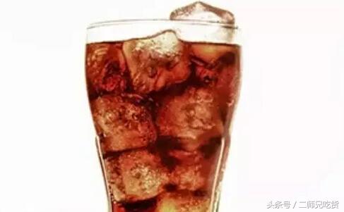 喝酒加什么饮料,喝酒时搭配什么饮料不容易醉