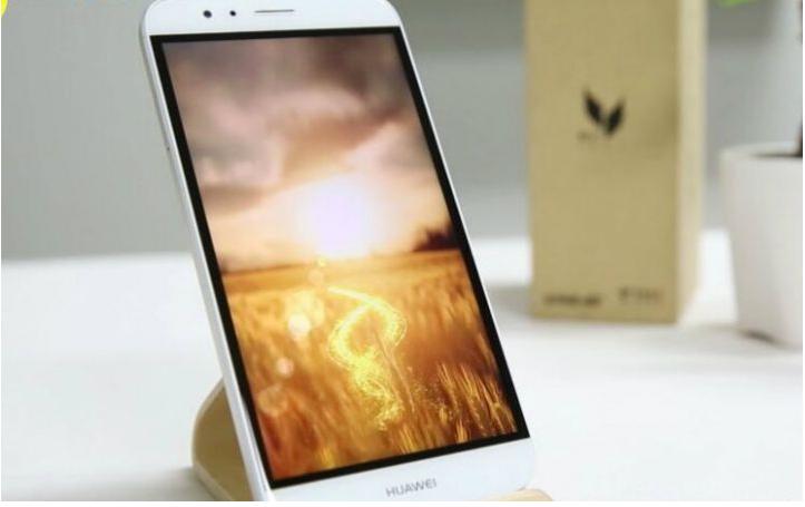 华为手机三千多性价比高直面屏,最新华为5.5寸屏以下的手机价格