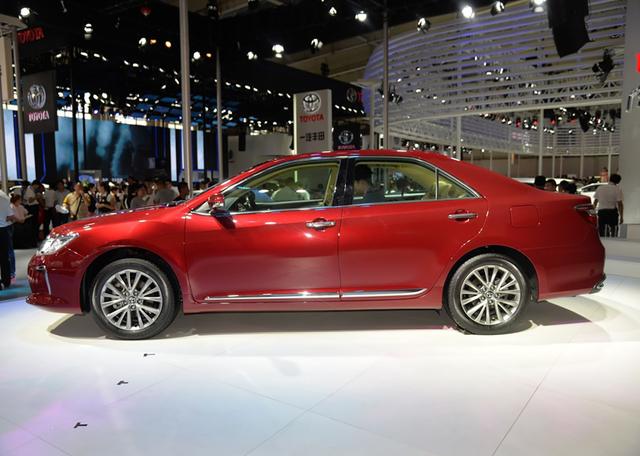 第八代凯美瑞第七代多了些什么,凯美瑞7代车评