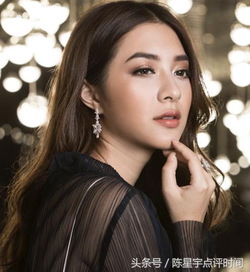 40岁泰国巨星Tik杰西达邦与两位三台人气女神合作新泰剧备受关注