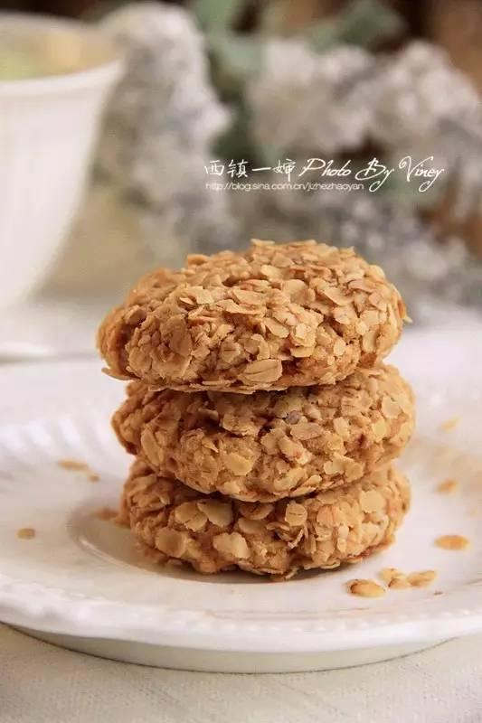 手把手教你做超好吃的酥脆饼干,只用一个材料就能做出的饼干