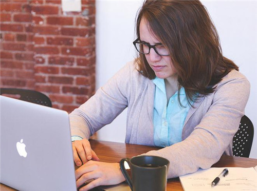 瑜伽瘦手臂的最佳动作,瑜伽瘦手臂的训练方法