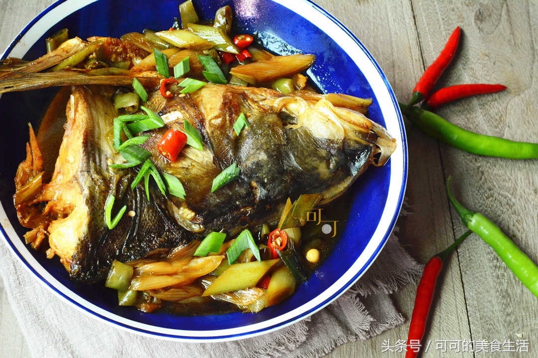 天冷吃个香辣干锅鱼头,包你吃得额头冒汗,满屋飘香真带劲!
