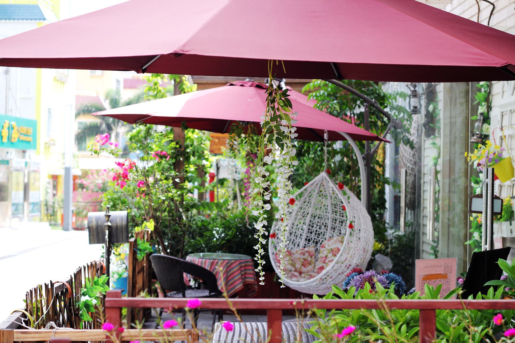 只因在人群里多看了你一眼风景,只因为在人群中多看了你一眼男生