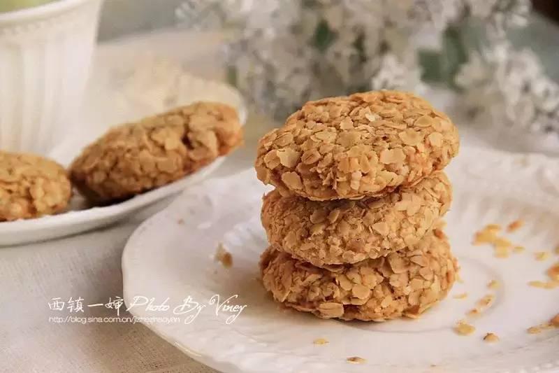 手把手教你做超好吃的酥脆饼干,只用一个材料就能做出的饼干