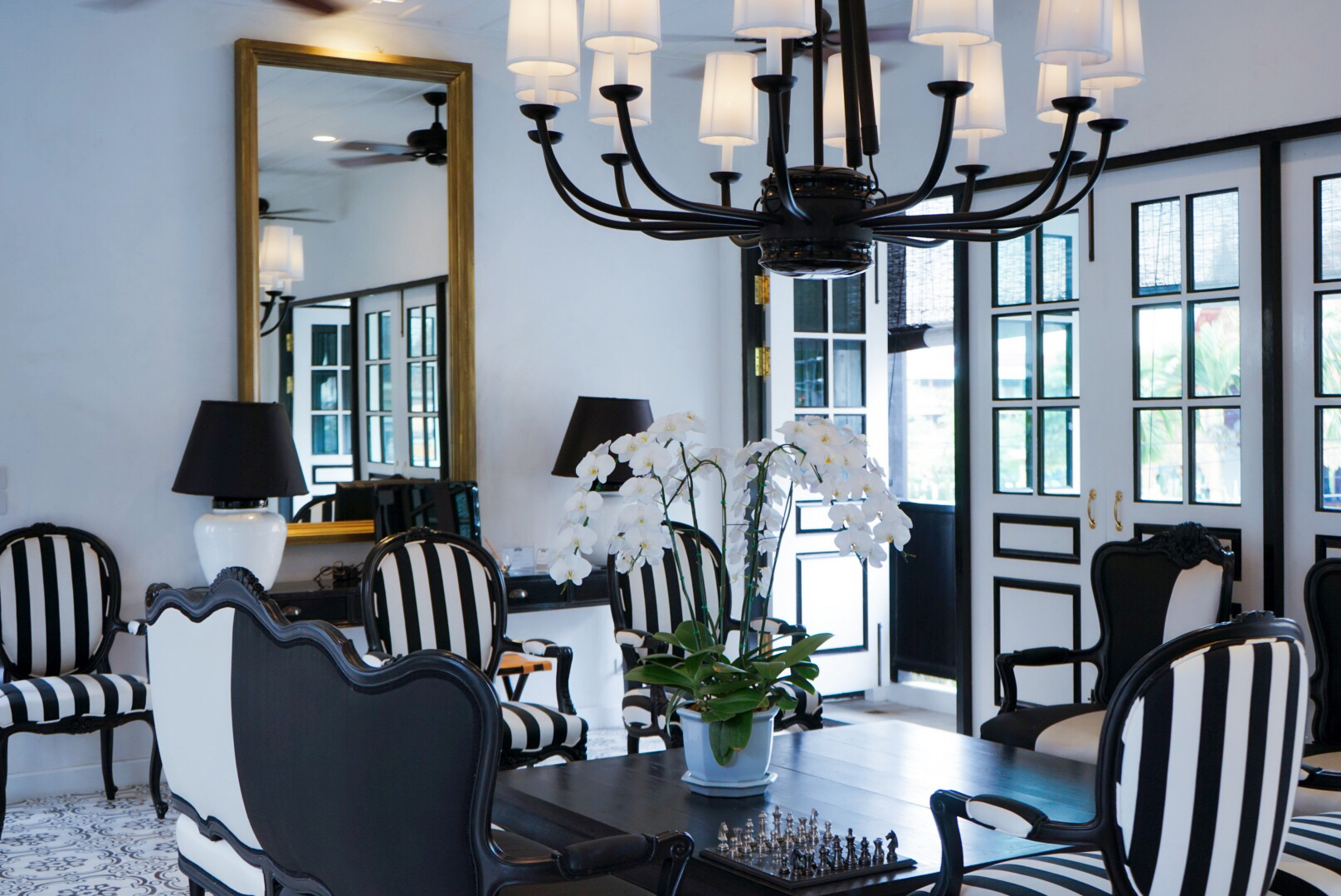 这可能是我见过最朴素的泰国酒店，房价近千元一晚，你会去住吗？