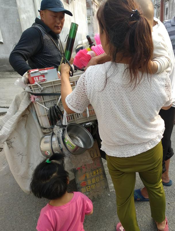 摩托车可以做什么小本生意,开一辆摩托车可以做什么生意