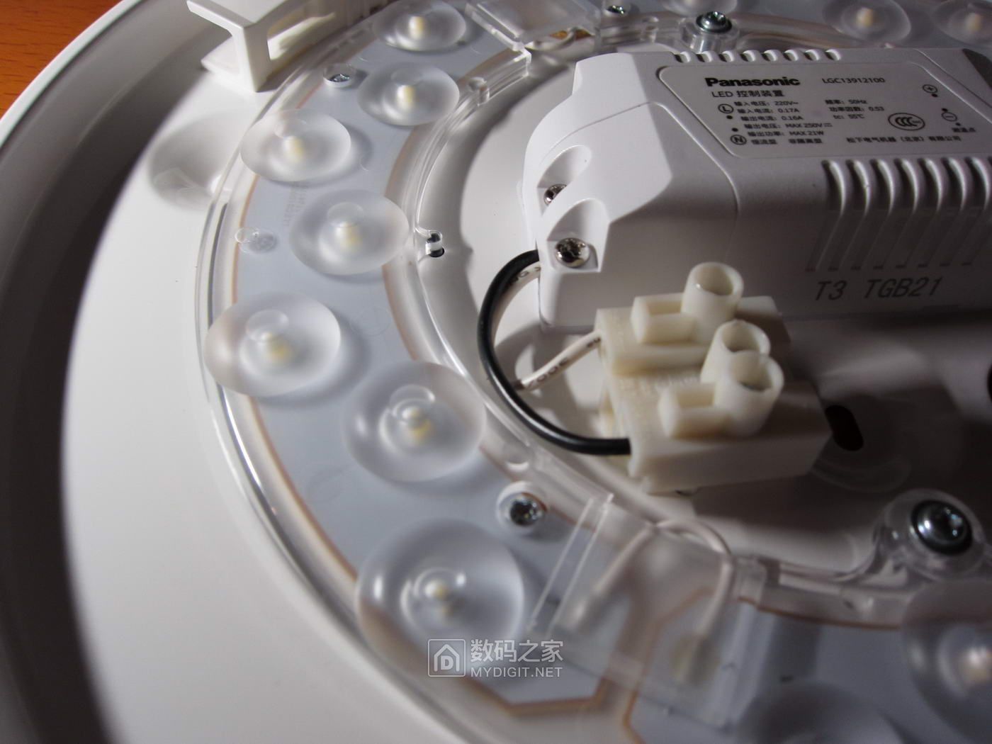 松下星光吸顶灯测评,松下护眼吸顶灯测评推荐