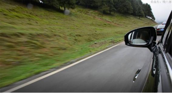 试驾后驱皇冠,试驾全新皇冠2021