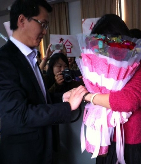 10个奇葩表白方式,盘点奇葩的表白爆笑场面