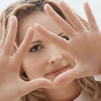 突然白带增多有异味什么原因,白带褐色要引起警惕了