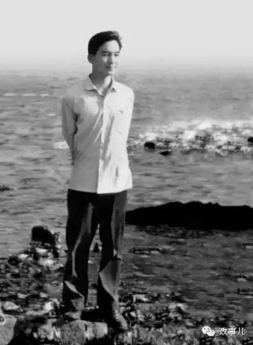 *家宝温**新书细节：反复读《呐喊》，进京做官根本没想到