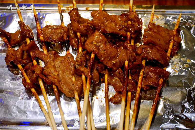 木屋烧烤pk冰城串吧,冰城串吧烤鸡肉