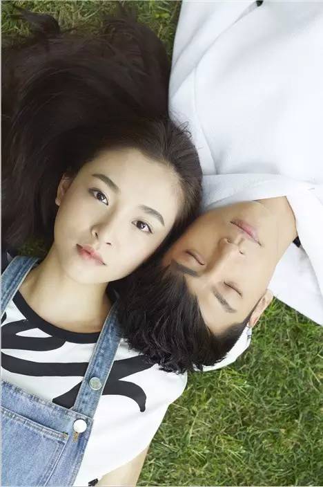 她是武大校花，也是小赵默笙，现与鹿晗拍广告又和吴世勋合作电影